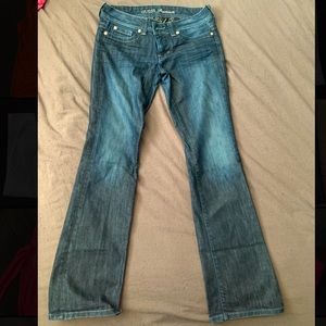 Bootcut jeans